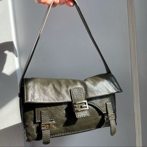 Fendi leather shoulder bag